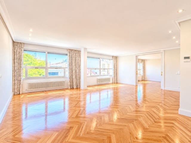 3 sypialnia Apartament do wynajęcia w Castellana, Miasto Madryt z garażem - 5 500 € (Ref: 10184119)