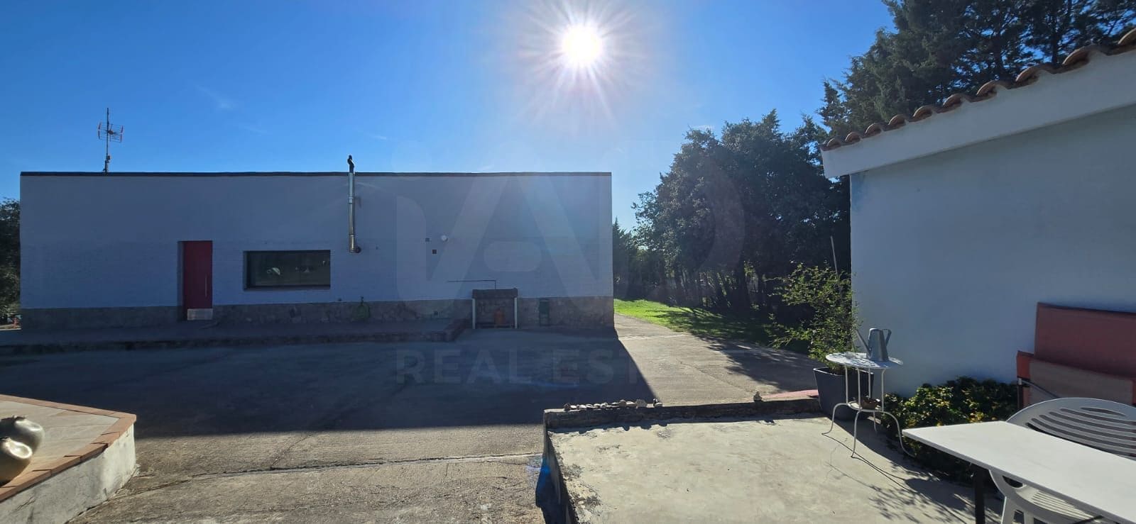 Huvila myytävänä paikassa San Roman de los Montes mukana 
autotalli - 330 000 € (Ref: 10184812)