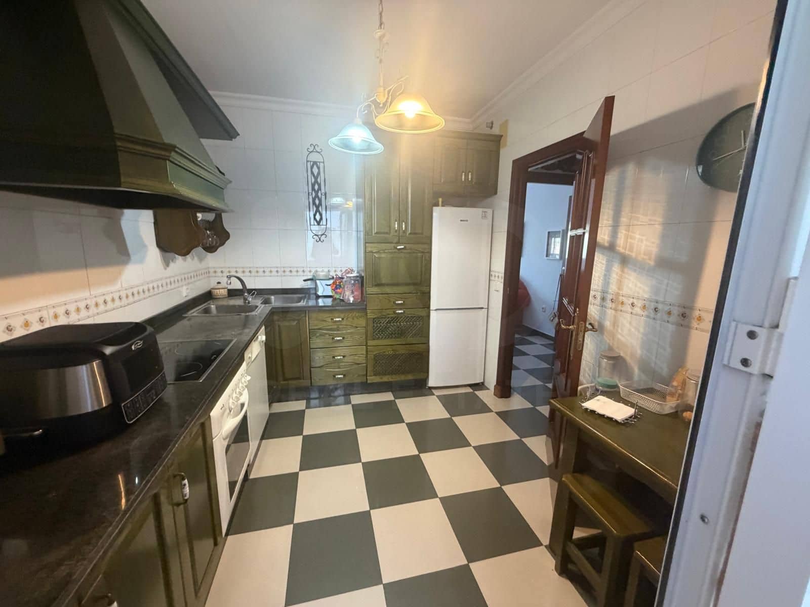 3 soveværelse Lejlighed til salg i Lepe - € 135.000 (Ref: 10184814)