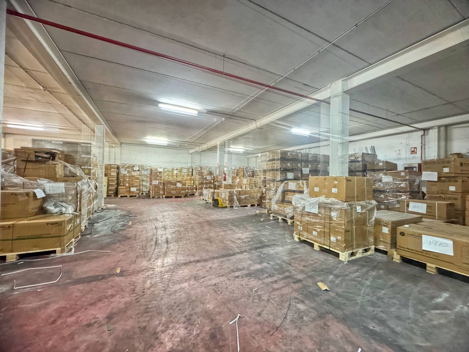 Kaupallinen myytävänä paikassa Mostoles mukana 
autotalli - 1 100 000 € (Ref: 10186070)