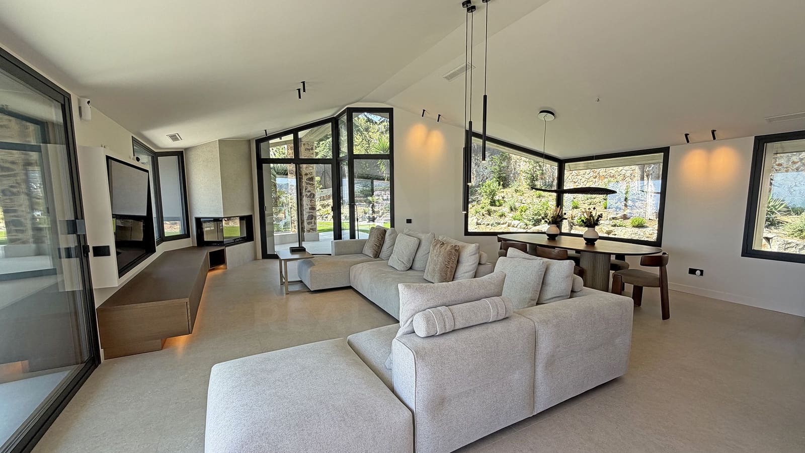 Byhus til salg i Premia de Dalt med swimmingpool garage - € 2.980.000 (Ref: 10186072)