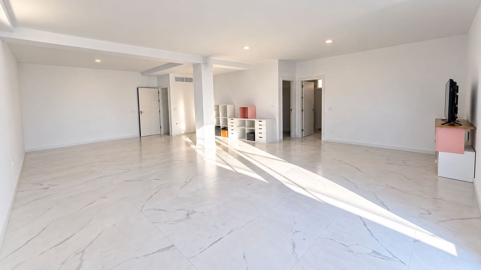 4 slaapkamer Villa te koop in Puerto Real - € 745.000 (Ref: 10186073)