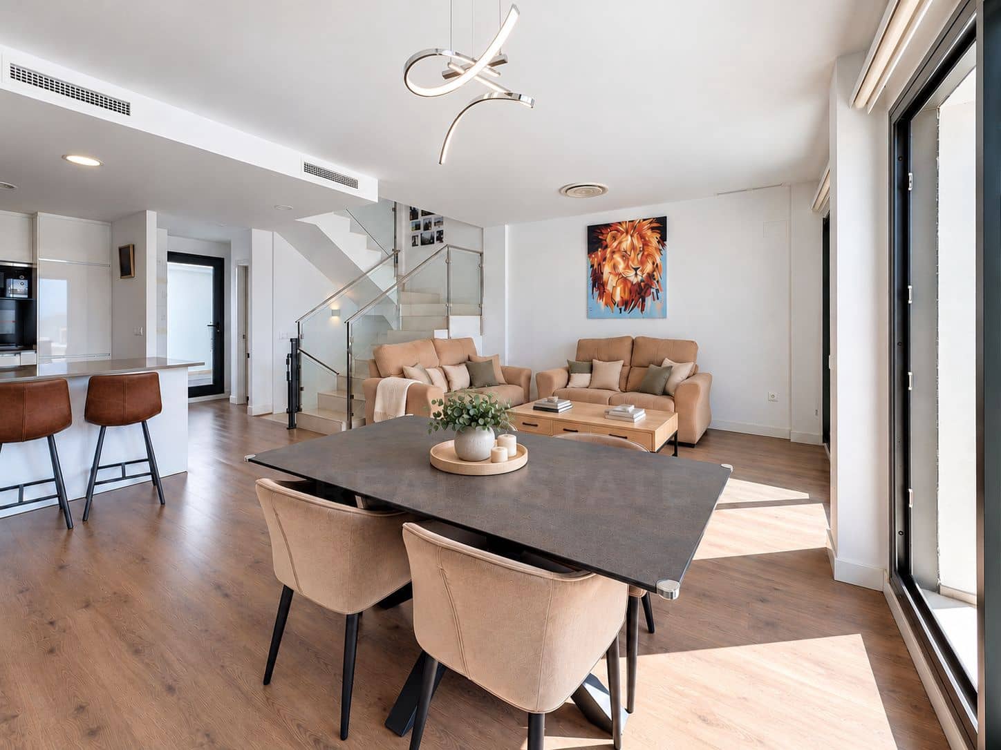 3 soveværelse Rækkehus til salg i Velez-Malaga med garage - € 650.000 (Ref: 10186074)