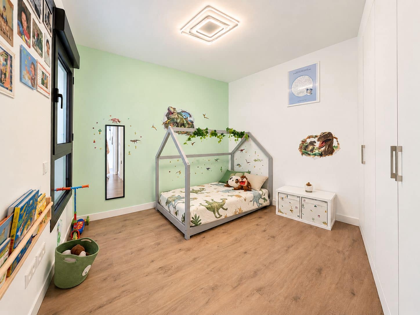 3 soveværelse Rækkehus til salg i Velez-Malaga med garage - € 650.000 (Ref: 10186074)