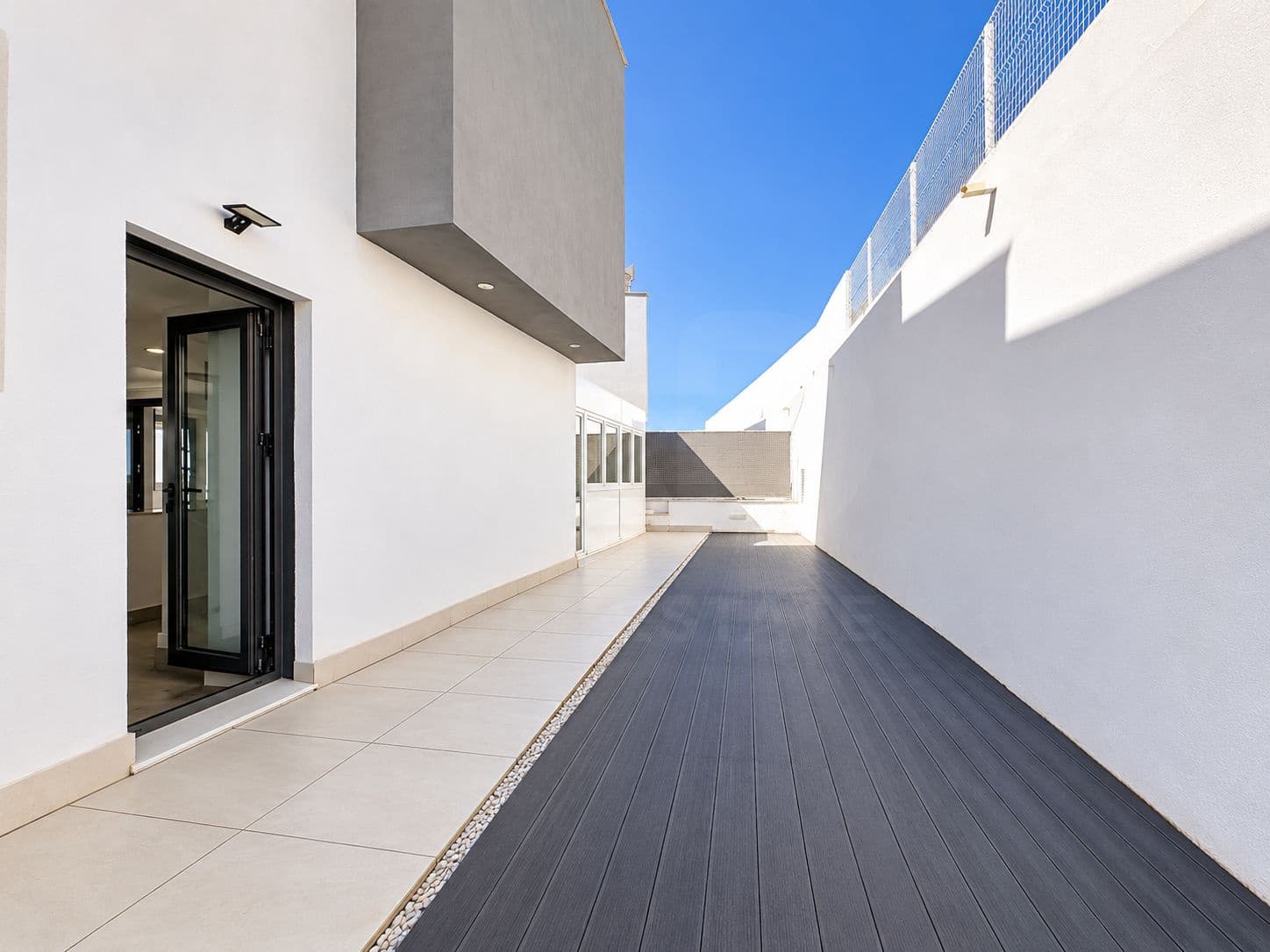 3 soveværelse Rækkehus til salg i Velez-Malaga med garage - € 650.000 (Ref: 10186074)