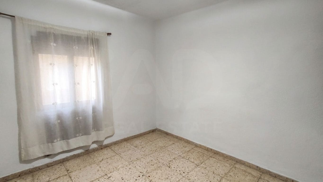 5 sypialnia Dom na sprzedaż w Castello de la Plana - 149 000 € (Ref: 10186077)
