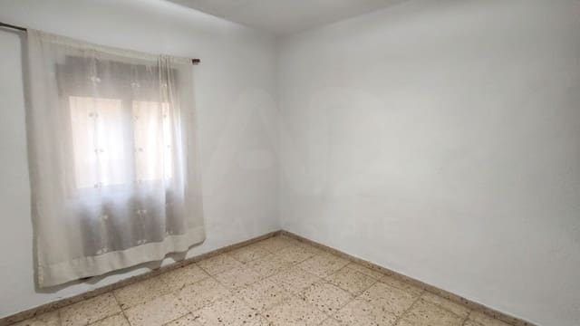 5 sypialnia Dom na sprzedaż w Norte, Castelló de la Plana - 149 000 € (Ref: 10186077)