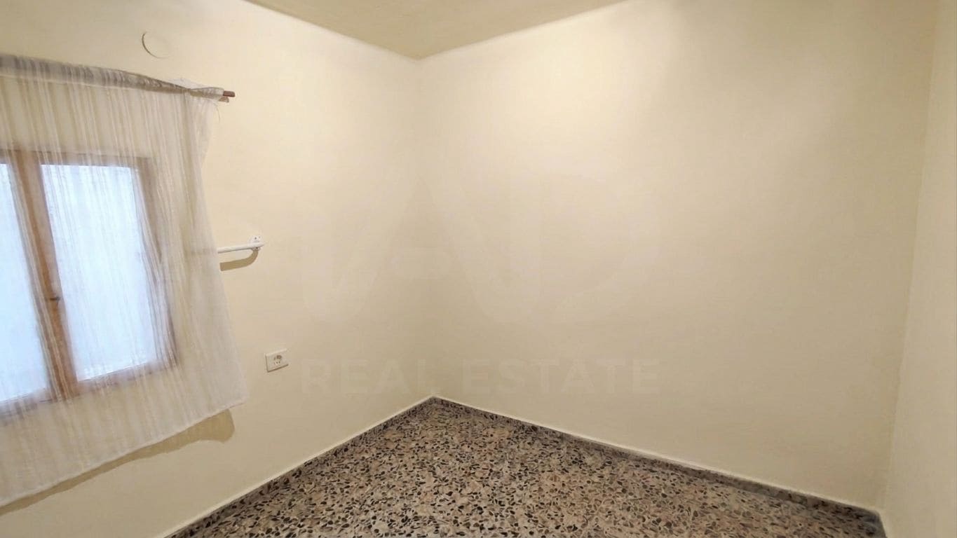5 sypialnia Dom na sprzedaż w Castello de la Plana - 149 000 € (Ref: 10186077)