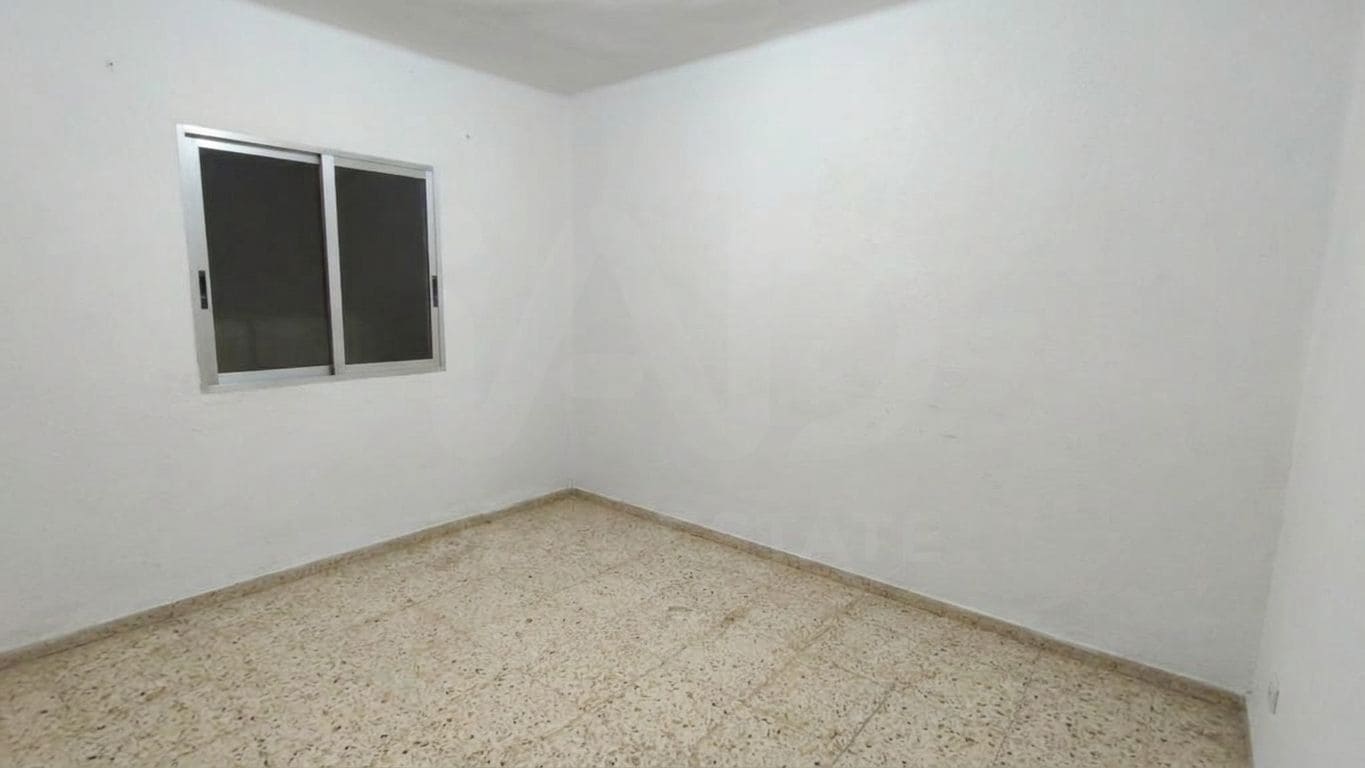 5 sypialnia Dom na sprzedaż w Castello de la Plana - 149 000 € (Ref: 10186077)