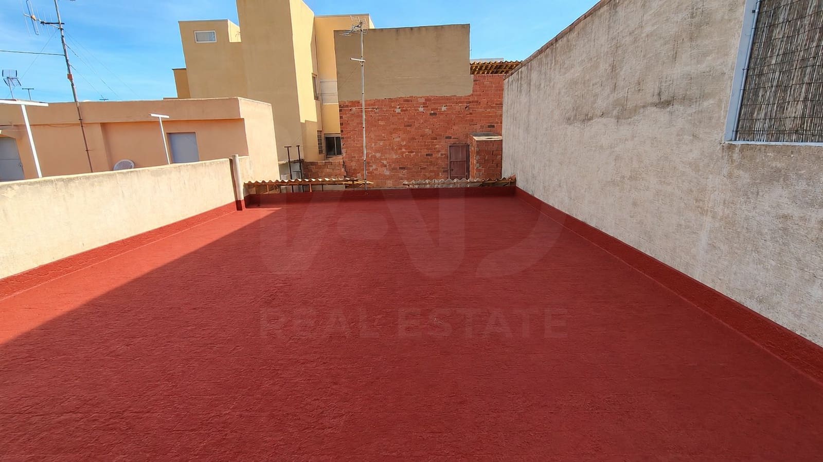 5 sypialnia Dom na sprzedaż w Castello de la Plana - 149 000 € (Ref: 10186077)