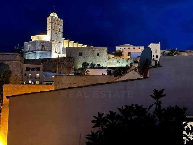 5 Zimmer Penthouse zu verkaufen in Ibiza / Eivissa Stadt - 640.000 € (Ref: 10186079)