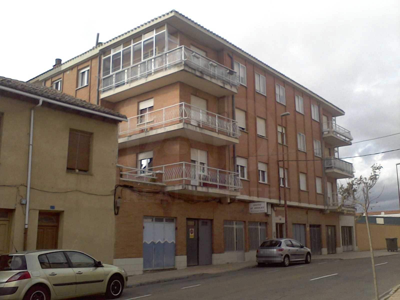 3 soveværelse Lejlighed til salg i Sahagun - € 75.000 (Ref: 10186080)