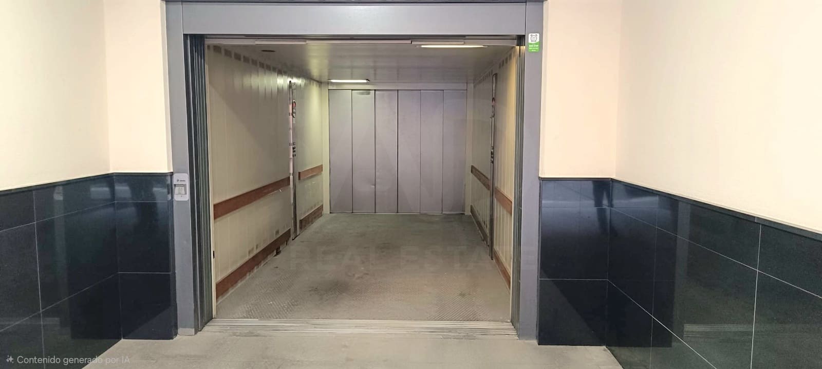 Garage te koop in Elche / Elx - € 22.000 (Ref: 10186082)