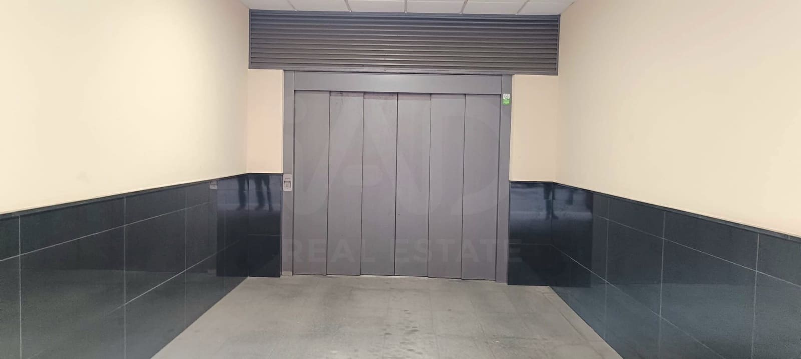 Garage te koop in Elche / Elx - € 22.000 (Ref: 10186082)