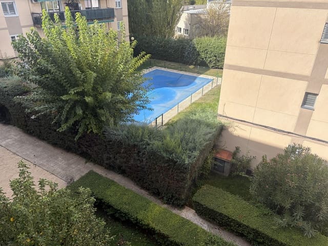 Apartamento de 3 habitaciones en Collado Villalba en venta con piscina - 298.000 € (Ref: 10186307)