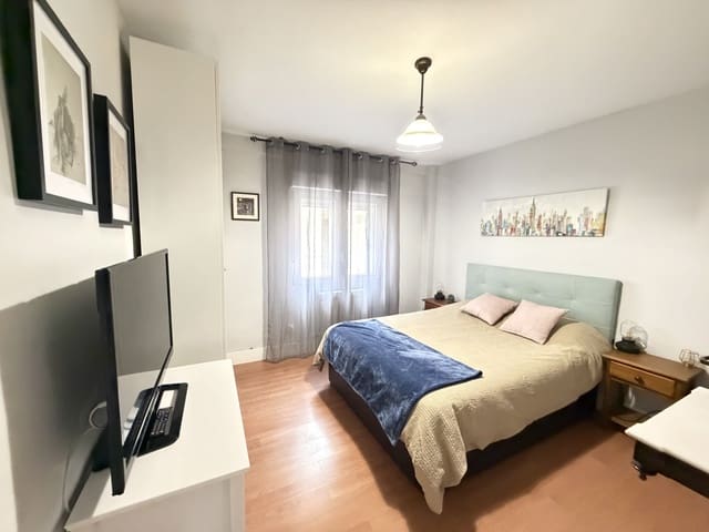 Apartamento de 3 habitaciones en Collado Villalba en venta con piscina - 298.000 € (Ref: 10186307)
