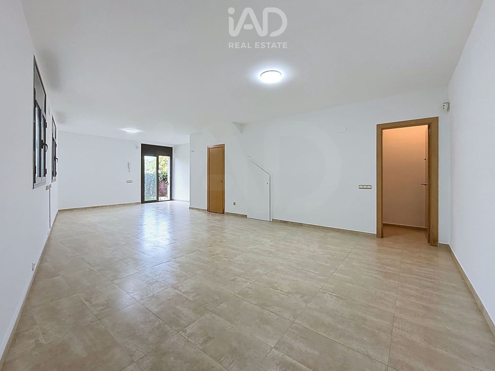6 soverom Kjedet enebolig til salgs i Terrassa med garasje - € 719 000 (Ref: 10186310)