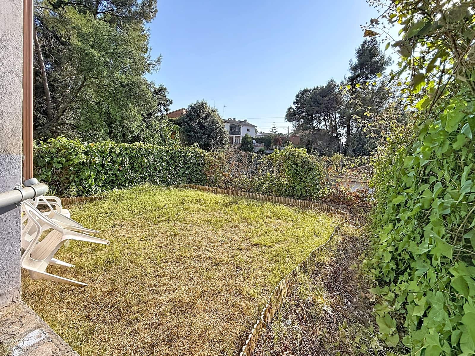 6 soverom Kjedet enebolig til salgs i Terrassa med garasje - € 719 000 (Ref: 10186310)