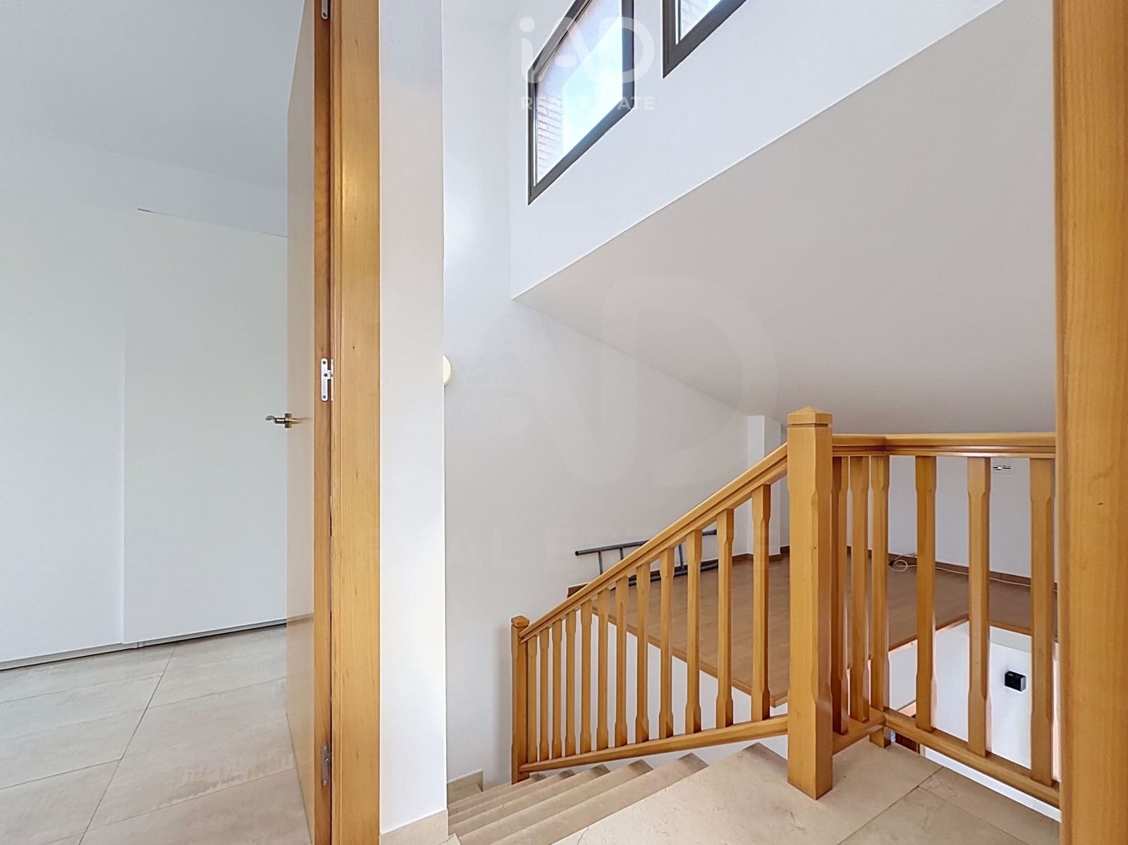 6 soverom Kjedet enebolig til salgs i Terrassa med garasje - € 719 000 (Ref: 10186310)