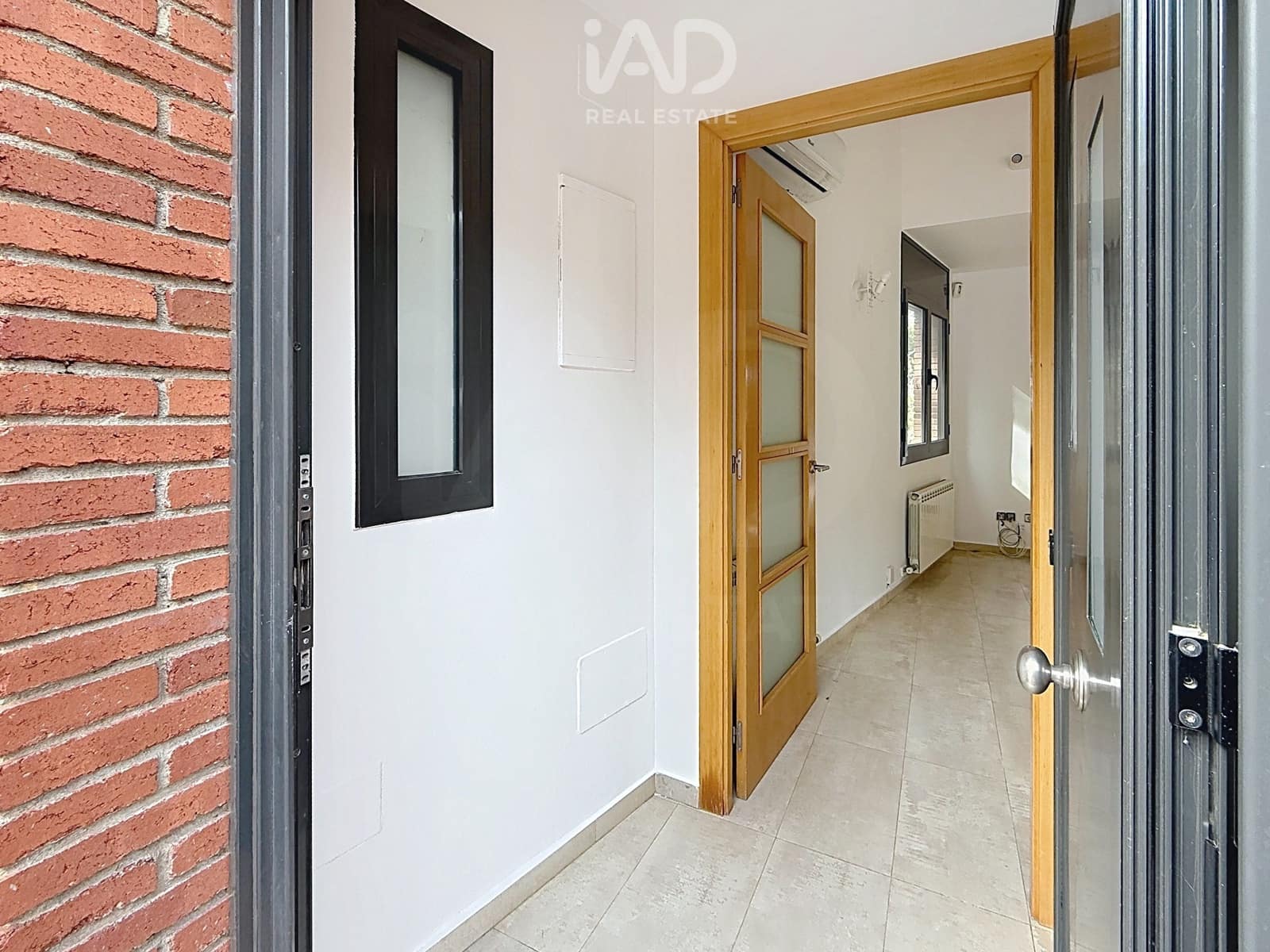 6 soverom Kjedet enebolig til salgs i Terrassa med garasje - € 719 000 (Ref: 10186310)