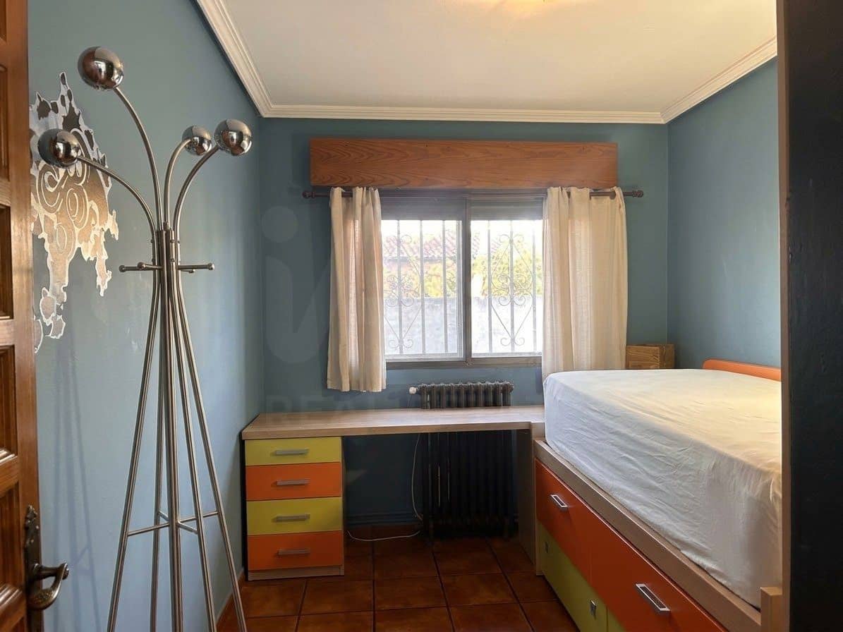 Finca/Casa Rural de 5 habitaciones en Villanueva de Duero en venta - 232.018 € (Ref: 10186312)