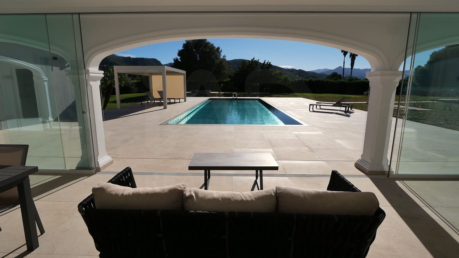 4 Zimmer Haus zu verkaufen in Pedreguer mit Pool Garage - 1.890.000 € (Ref: 10187033)