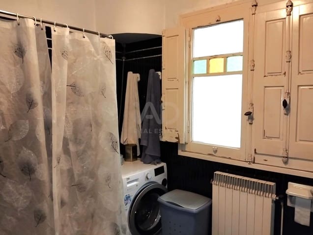 6 camera da letto Casa in vendita in Lleida città con garage - 114.500 € (Rif: 9987349)