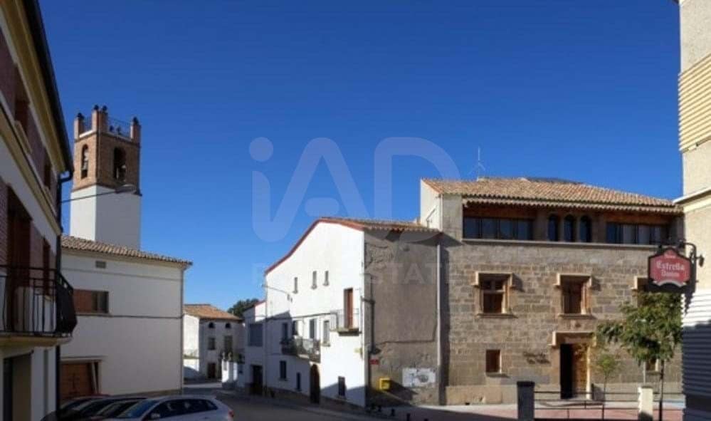 Casa de 6 habitaciones en Lleida ciudad en venta con garaje - 114.500 € (Ref: 9987349)