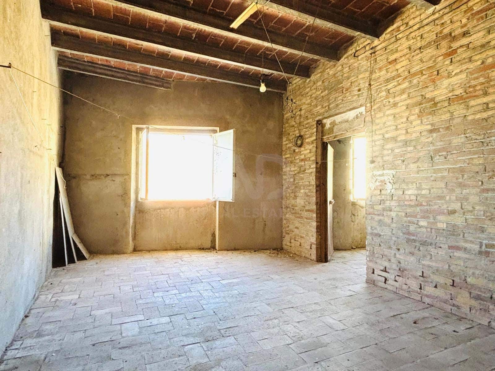 Casa de 6 habitaciones en Lleida ciudad en venta con garaje - 114.500 € (Ref: 9987349)