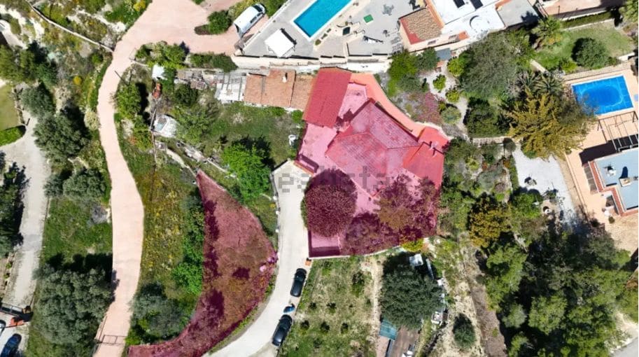 Casa de 4 habitaciones en Alicante / Alacant ciudad en venta con piscina garaje - 398.000 € (Ref: 9987350)