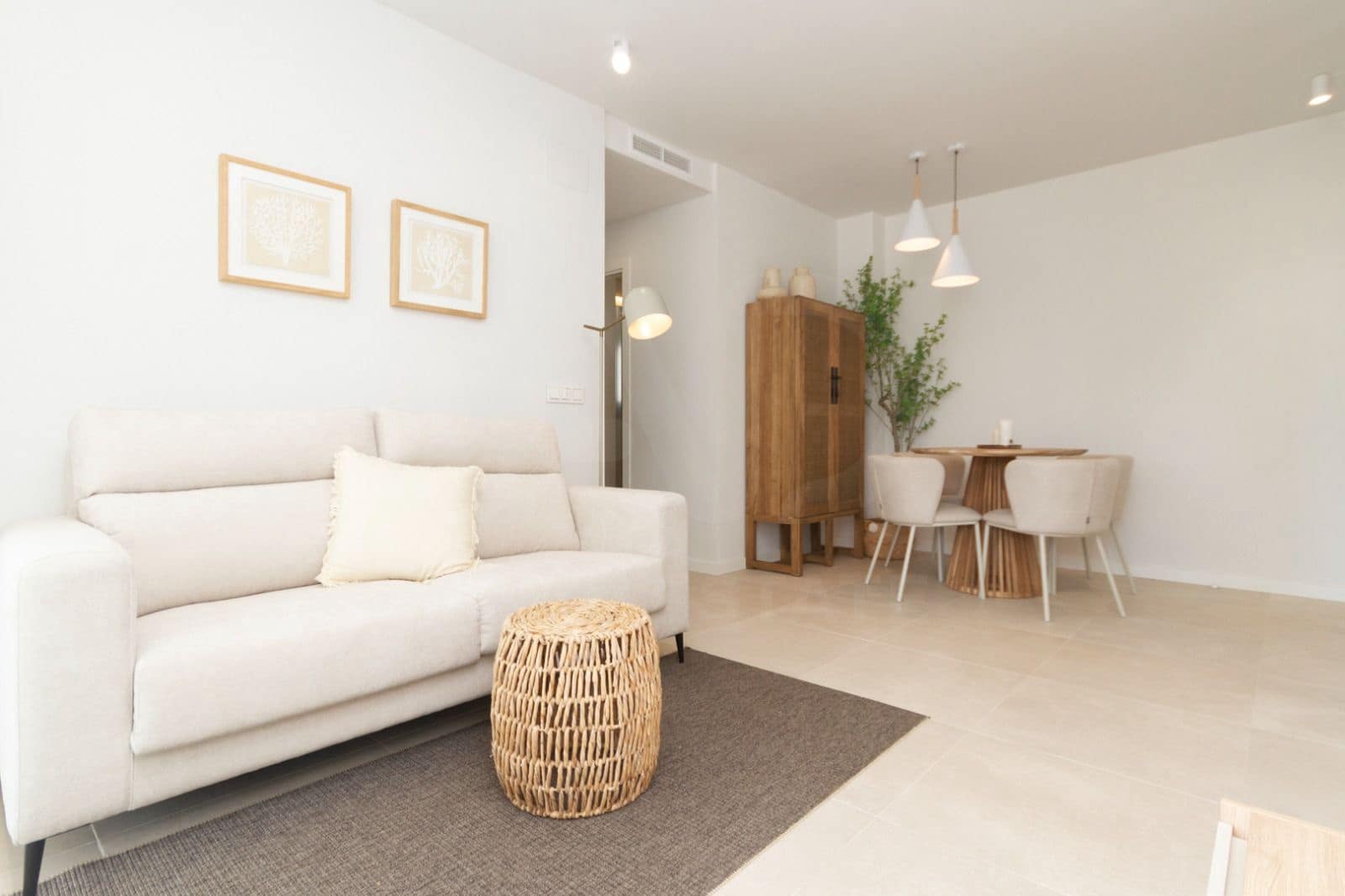 2 makuuhuone Kattohuoneisto myytävänä paikassa Alicante kaupunki mukana uima-altaan - 499 000 € (Ref: 9987353)