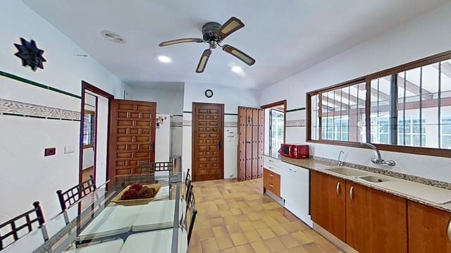4 soverom Finca/Herregård til salgs i Pedanías, Albacete by med svømmebasseng - € 640 000 (Ref: 9987355)
