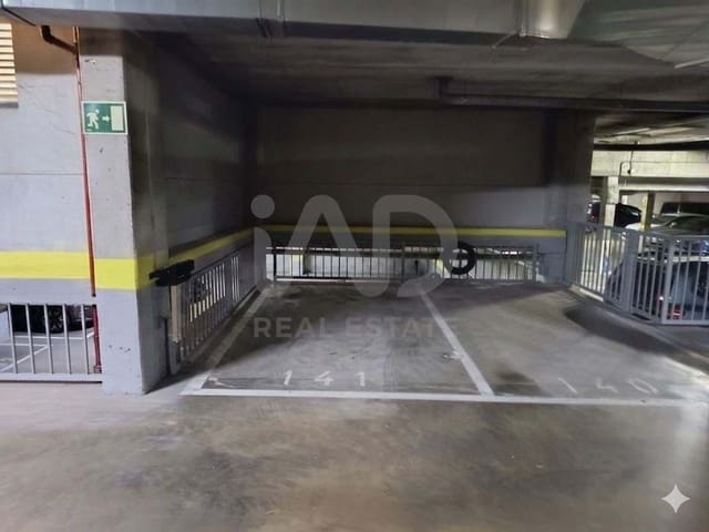 Garage till salu i Ensanche de Vallecas, Madrid stad - 18 000 € (Ref: 9987359)