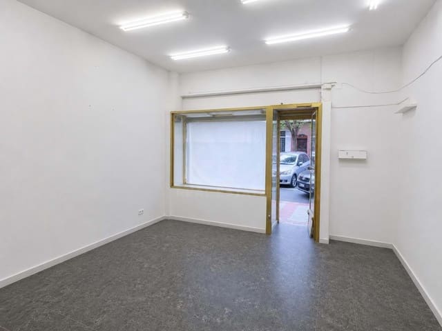 Loft til salgs i Vista Alegre, Madrid by - € 185 000 (Ref: 9987363)