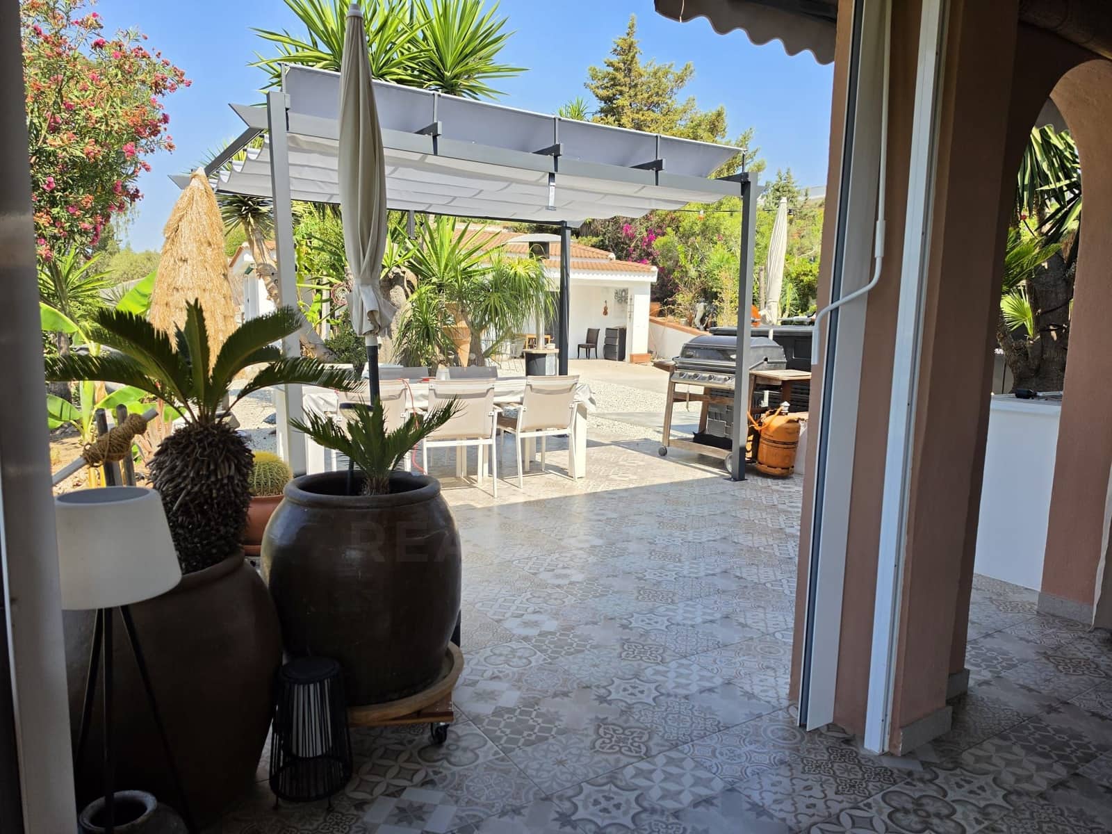Casa de 4 habitaciones en Alhaurín de la Torre en venta con piscina garaje - 799.000 € (Ref: 9987365)