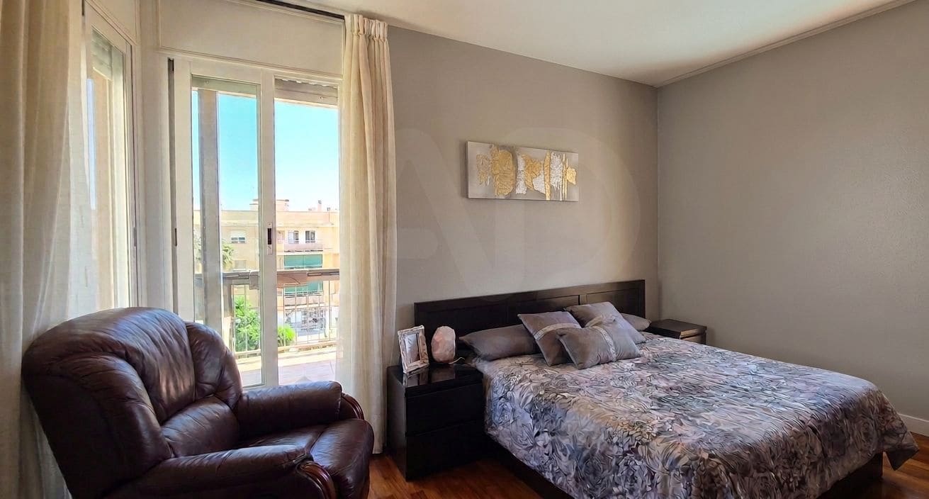 3 soveværelse Lejlighed til salg i Barcelona by - € 590.000 (Ref: 9987370)