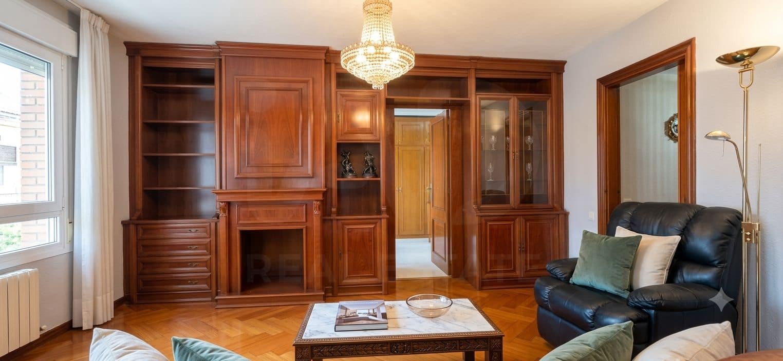 3 soveværelse Lejlighed til salg i Barcelona by - € 590.000 (Ref: 9987370)