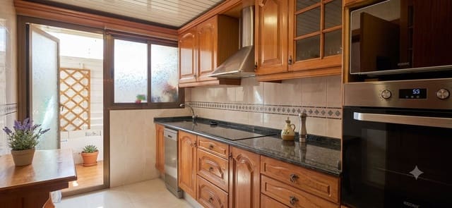 3 soveværelse Lejlighed til salg i La Maternitat i Sant Ramon, Barcelona by - € 590.000 (Ref: 9987370)