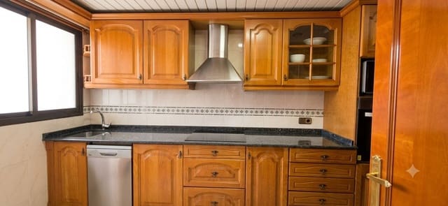 3 soveværelse Lejlighed til salg i La Maternitat i Sant Ramon, Barcelona by - € 590.000 (Ref: 9987370)
