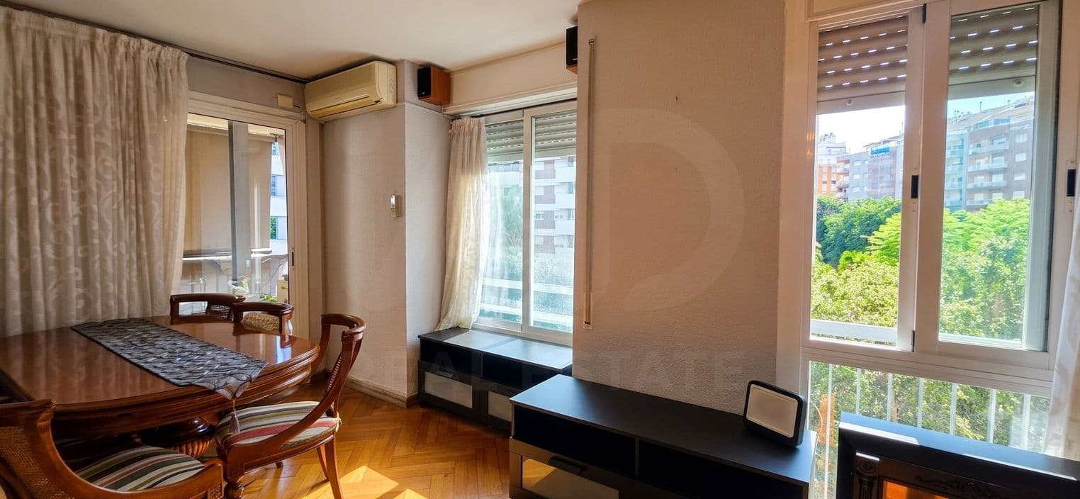 3 soveværelse Lejlighed til salg i Barcelona by - € 590.000 (Ref: 9987370)