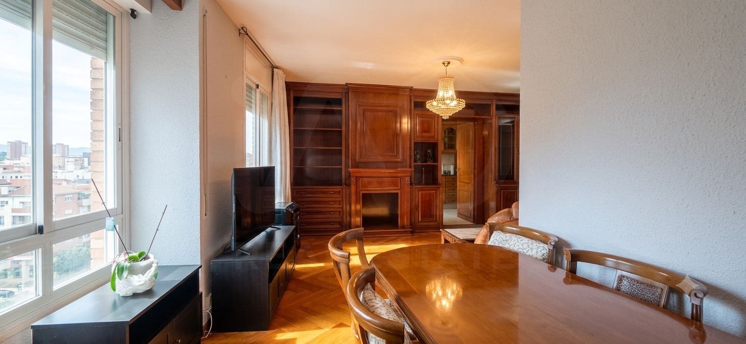 3 soveværelse Lejlighed til salg i Barcelona by - € 590.000 (Ref: 9987370)