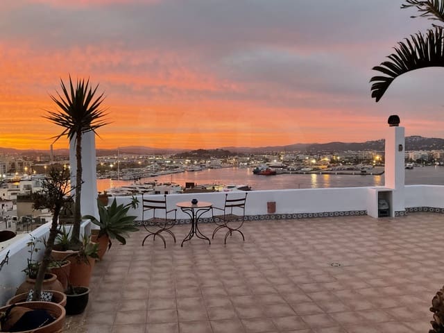 4 sypialnia Dom na sprzedaż w Miasto Ibiza / Eivissa - 2 300 000 € (Ref: 9987371)