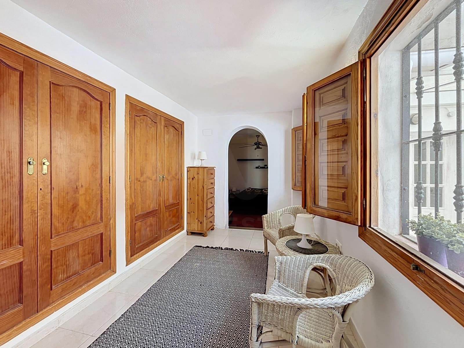 4 soverom Hus til salgs i Valencia by med svømmebasseng - € 250 000 (Ref: 9987373)