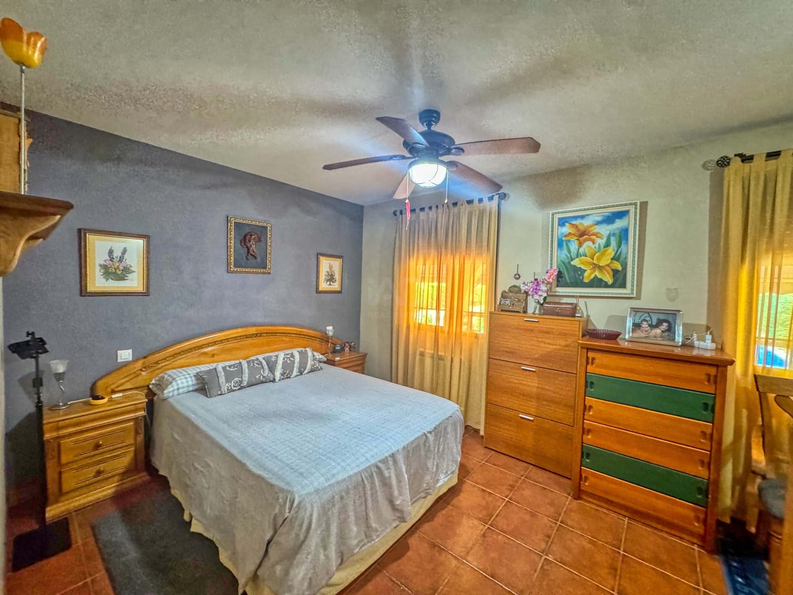 3 bedroom Villa for sale in Toledo city with pool garage - € 268,000 (Ref: 9987376)