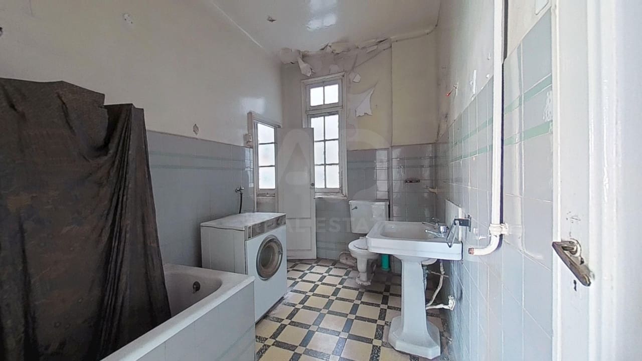 Apartamento de 5 habitaciones en Tarragona ciudad en venta - 155.000 € (Ref: 9987377)