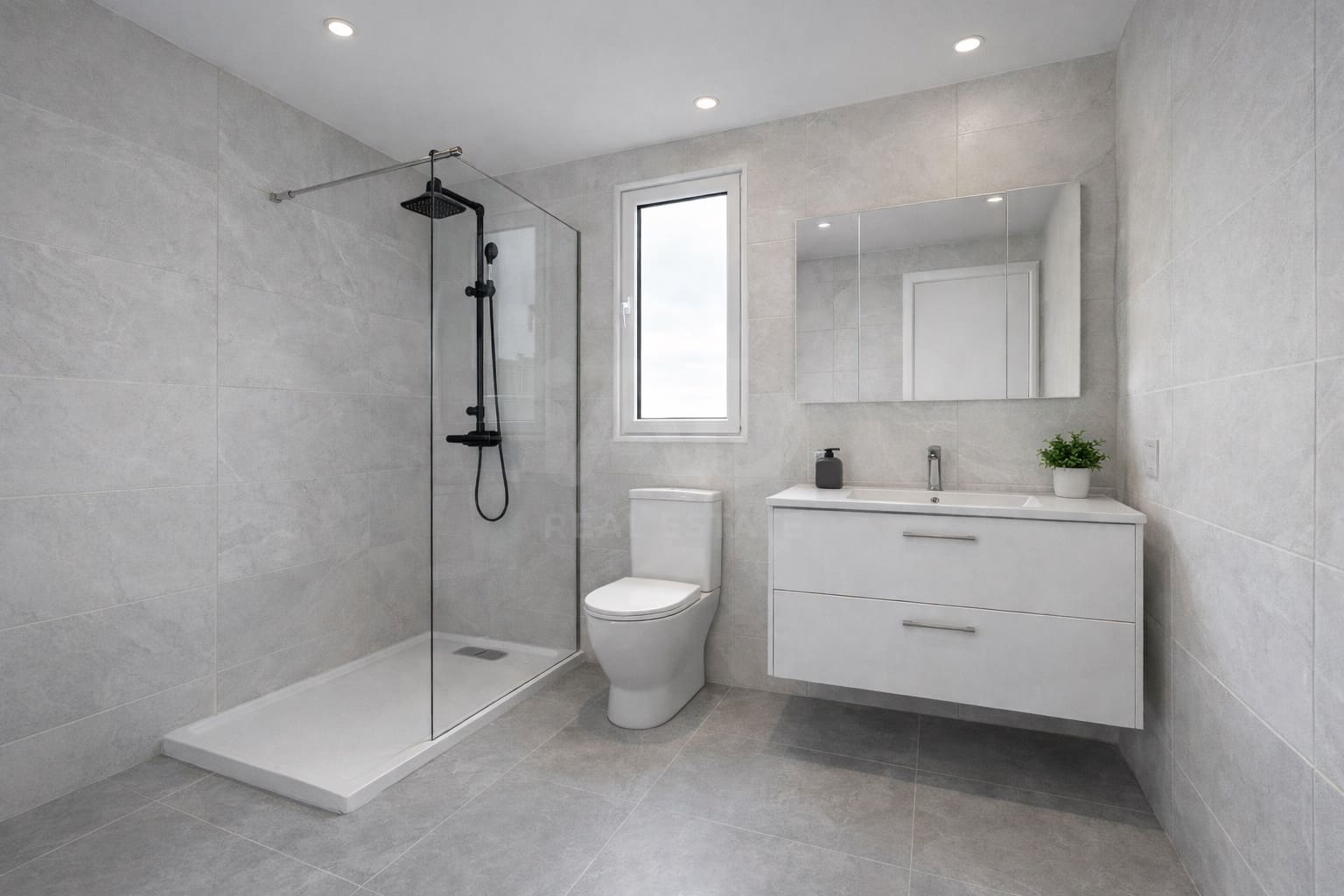 Apartamento de 5 habitaciones en Tarragona ciudad en venta - 155.000 € (Ref: 9987377)