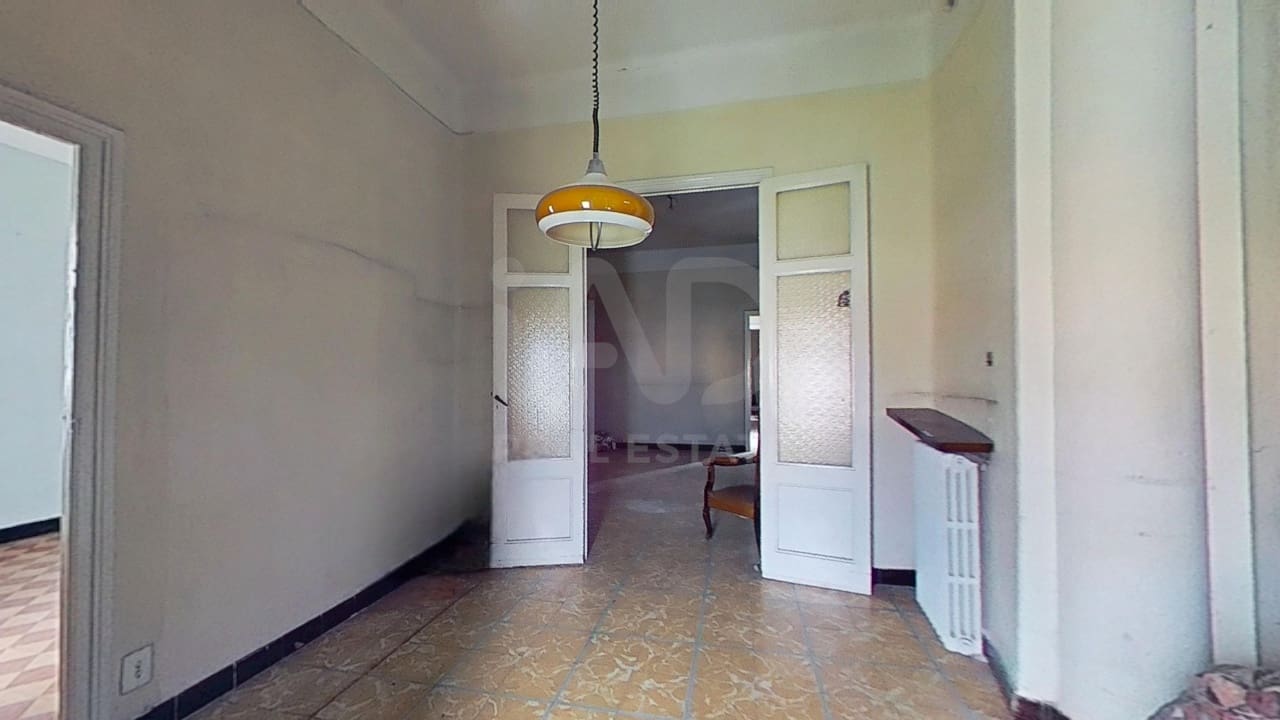 Apartamento de 5 habitaciones en Tarragona ciudad en venta - 155.000 € (Ref: 9987377)