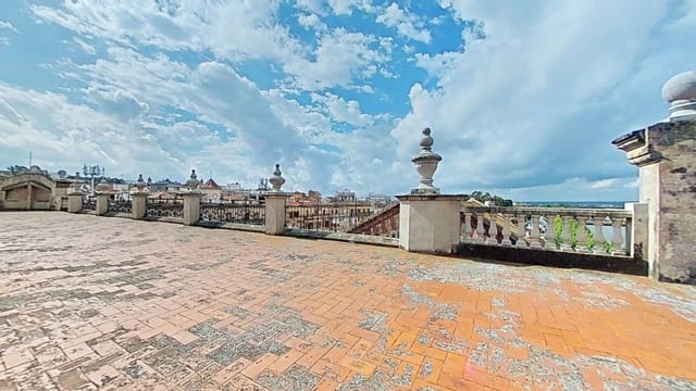 5 Zimmer Apartment zu verkaufen in Tarragona Stadt - 155.000 € (Ref: 9987377)