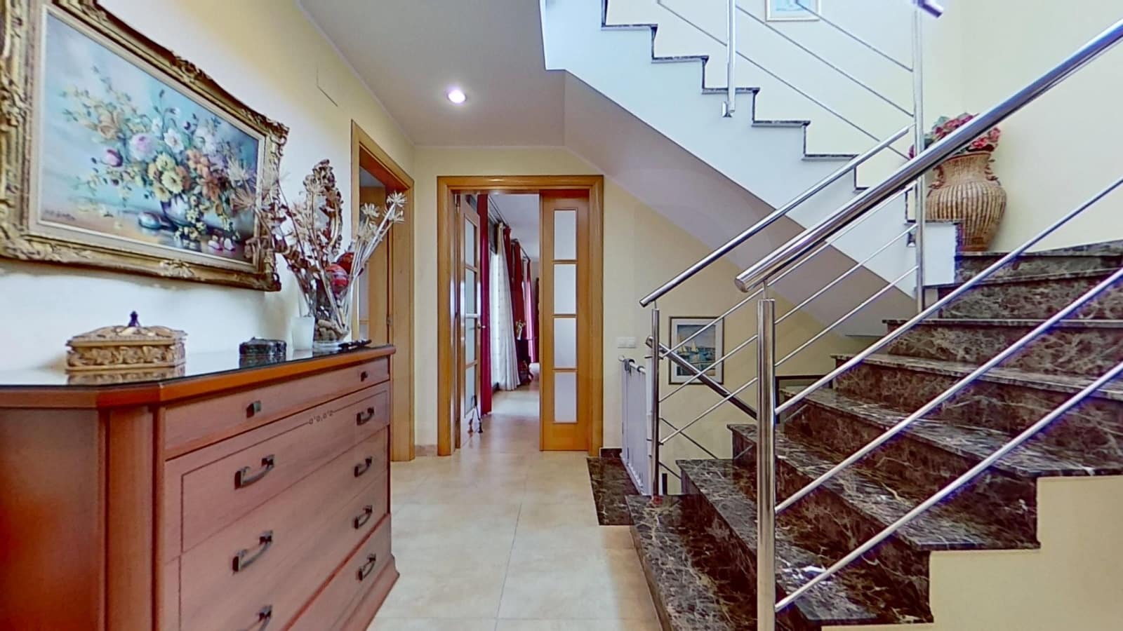 4 sypialnia Dom na sprzedaż w Miasto Tarragona z basenem garażem - 565 000 € (Ref: 9987379)