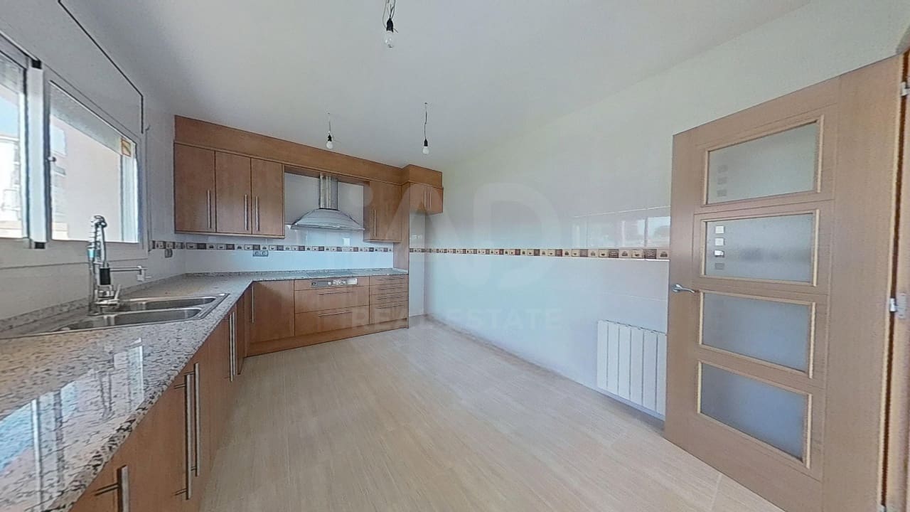 5 makuuhuone Omakotitalo myytävänä paikassa Tarragona kaupunki mukana 
autotalli - 495 000 € (Ref: 9987380)